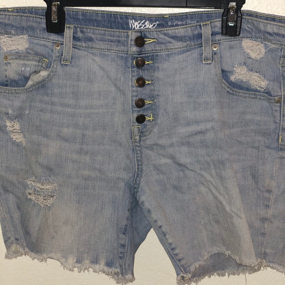 Boyfriend style distressed shorts